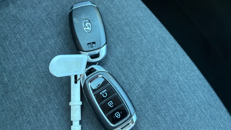 Hyundai KONA 100kW Premium 39kWh 5dr Auto Electric Hatchback